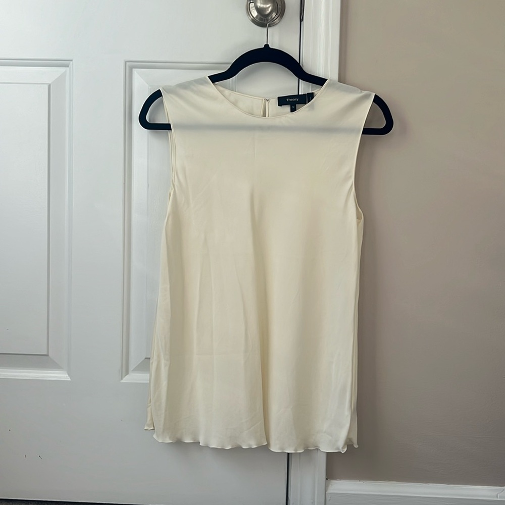 Women’s Cream Theory Top